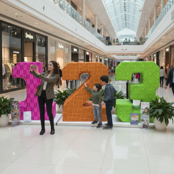 3d Numeric Banner Stand