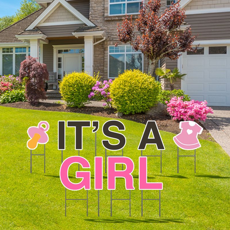 It's A Girl Yard Letters - 